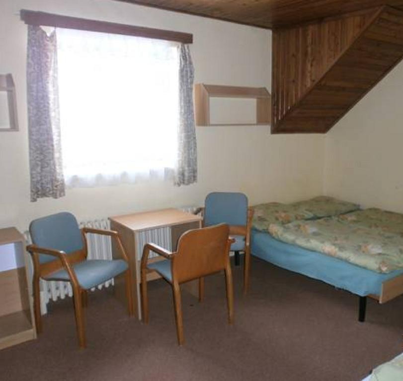 Horska Chata Roubenka Strážné Chambre photo